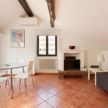 Corso Como Balcony Apartment มิลาน ภายนอก รูปภาพ